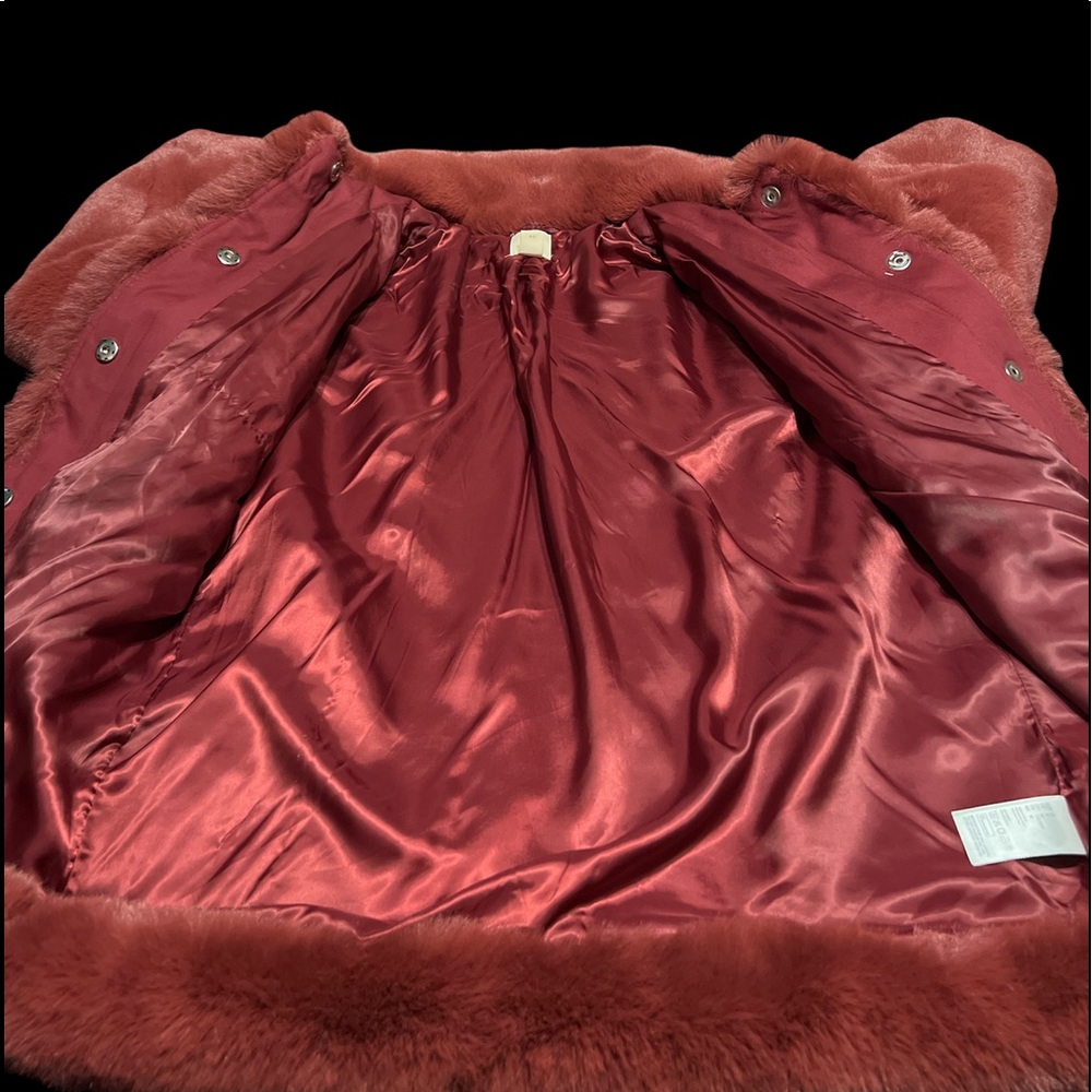 Faux Fur Jacket - Picture 4 of 9